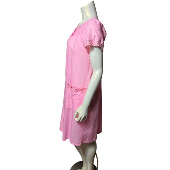 Vintage Pink Nightgown Robe House Dress Embroidered Rose Scalloped Sleeves - Picture 4 of 10